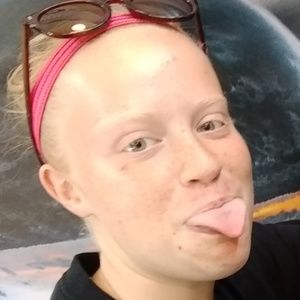 Meet your Posher, Dani